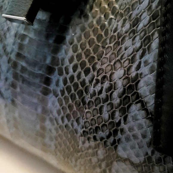 Bancroft Medium Michael Kors Collection Snakeskin - Picture 5 of 8